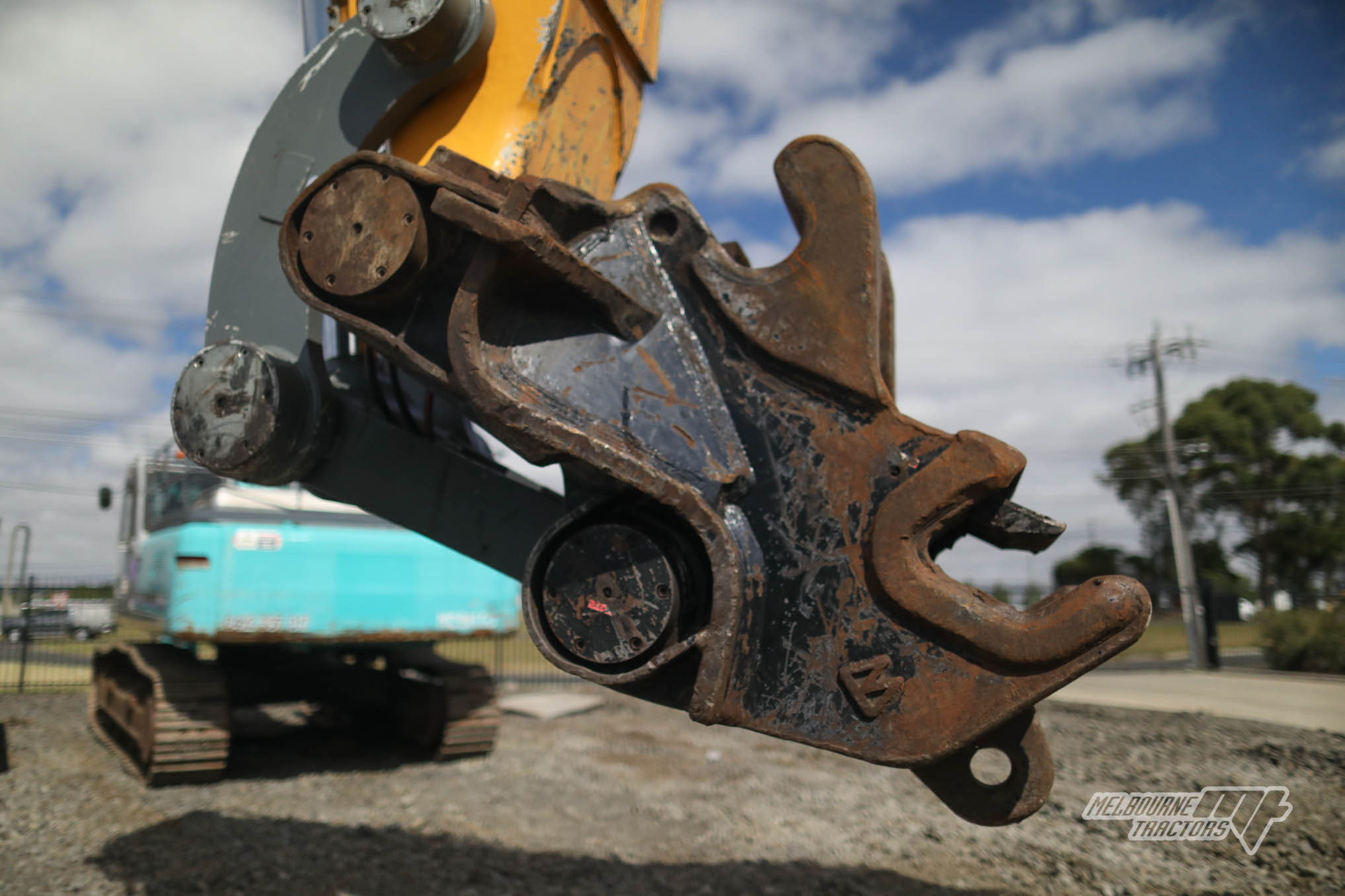 LIEBHERR R976HD EXCAVATOR image 4