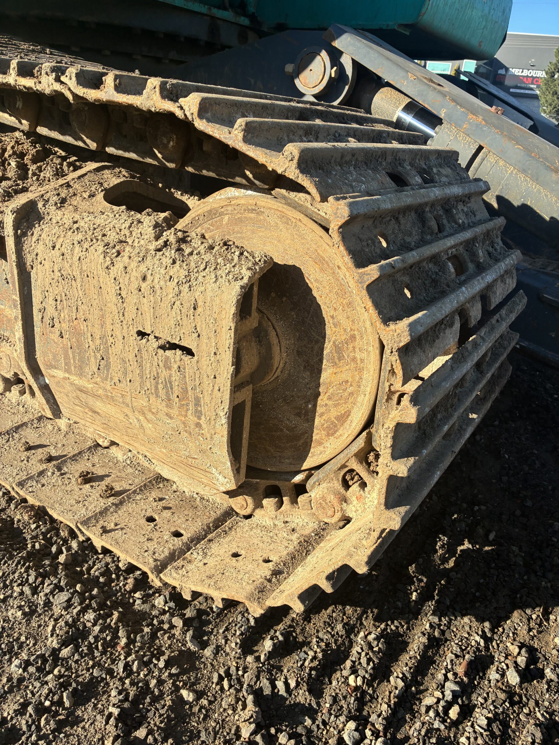 KOBELCO SK235SR-2 EXCAVATOR image 7