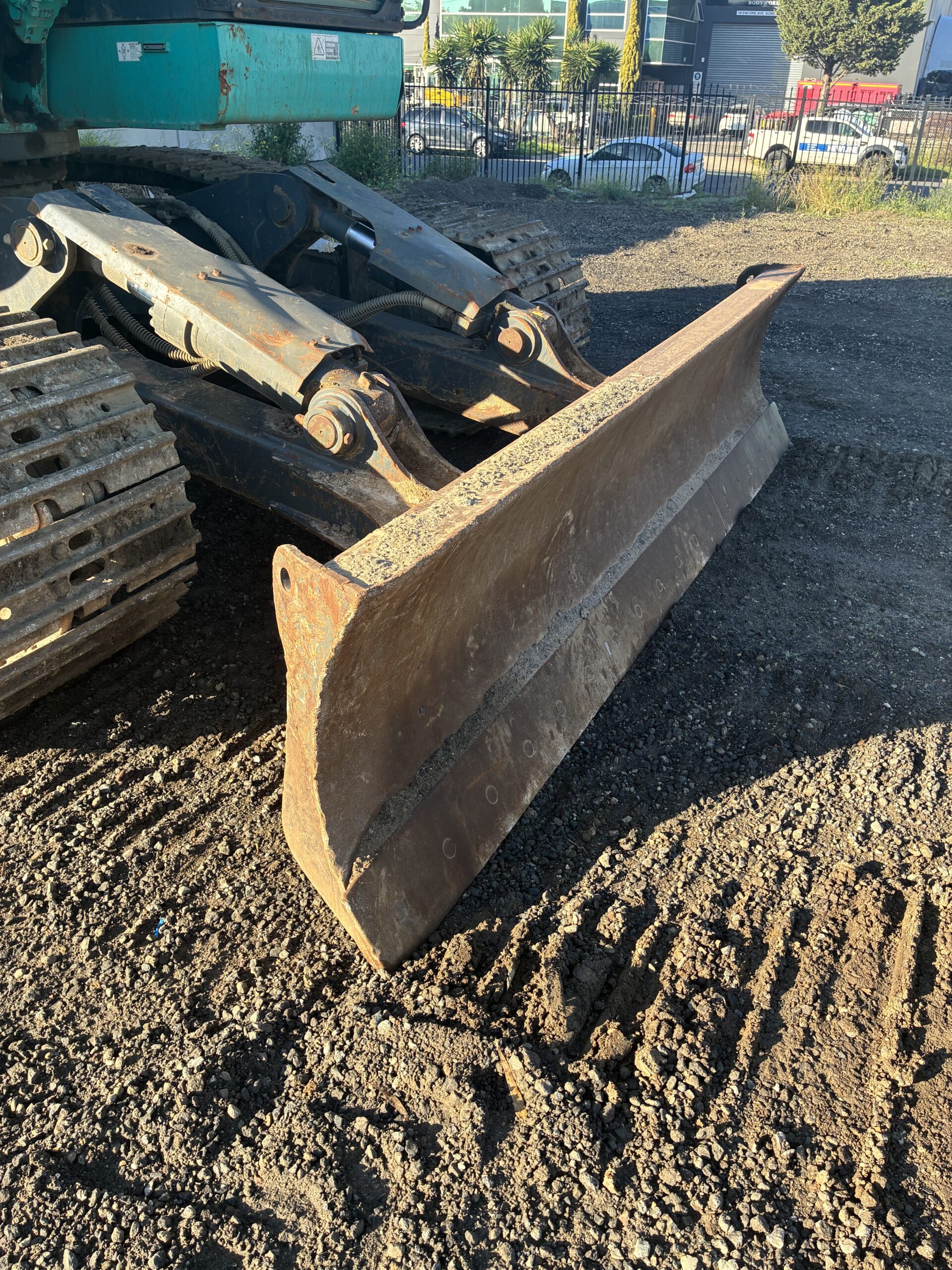KOBELCO SK235SR-2 EXCAVATOR image 6