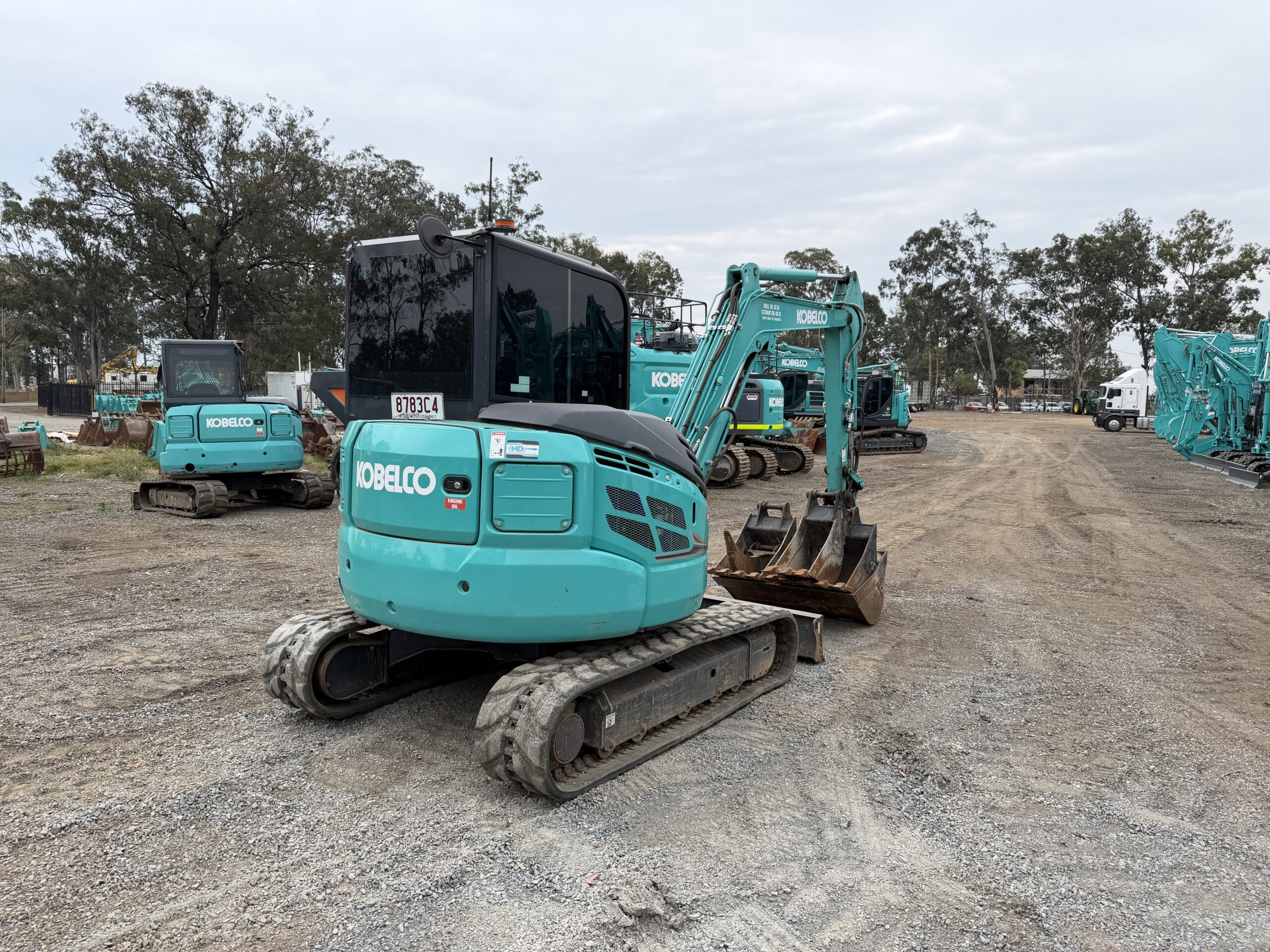 KOBELCO SK45SRX-7 EXCAVATOR image 6