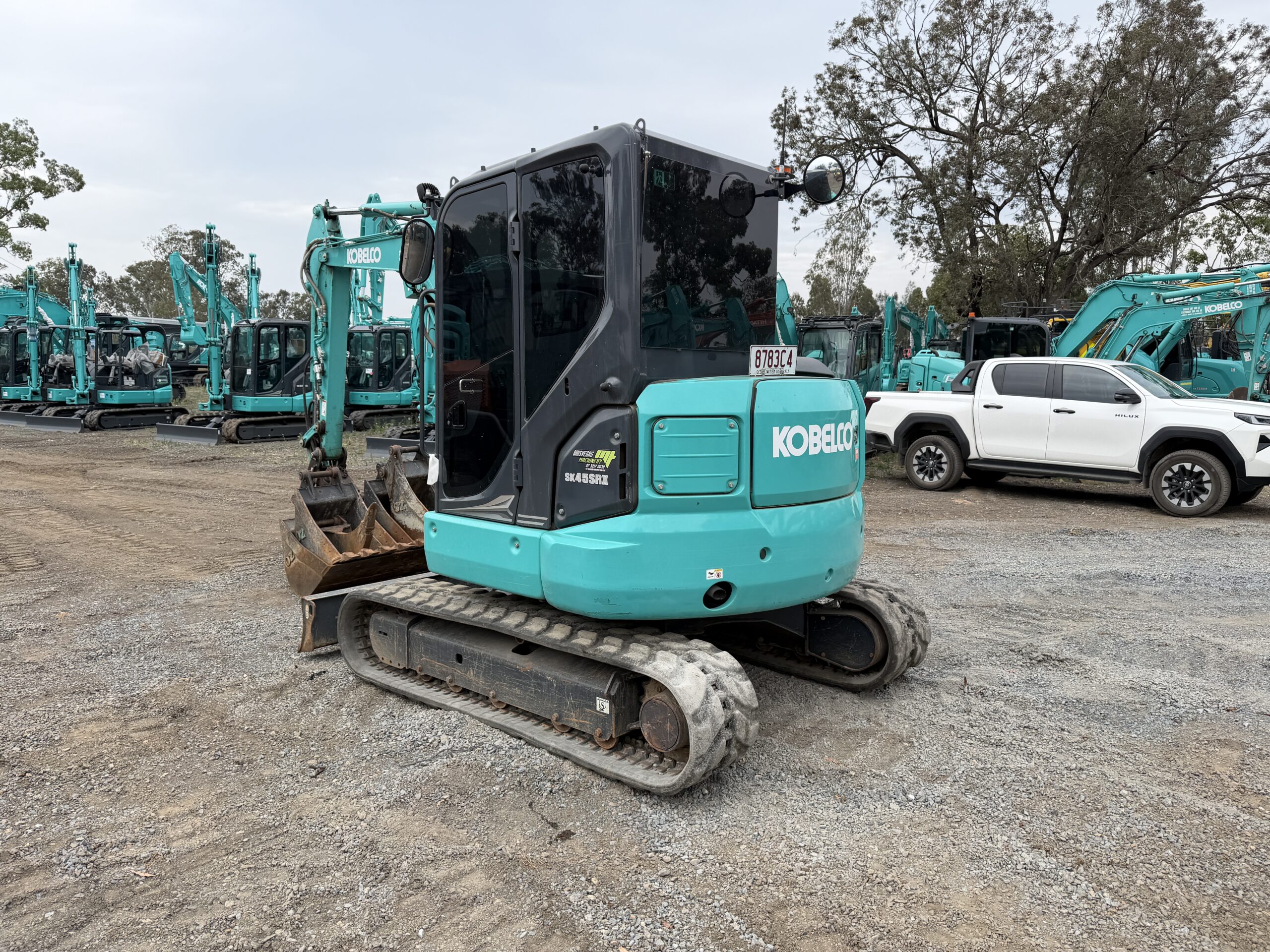 KOBELCO SK45SRX-7 EXCAVATOR image 8