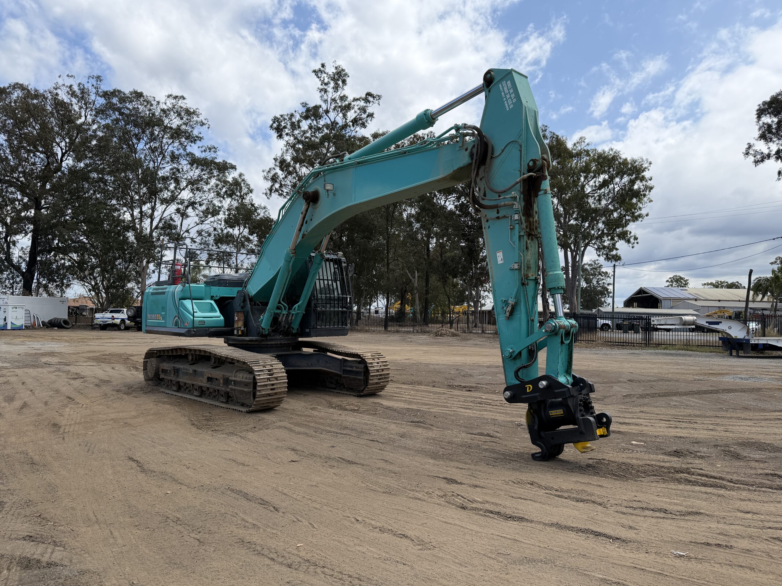 KOBELCO SK380XDLC-10 EXCAVATOR image 4