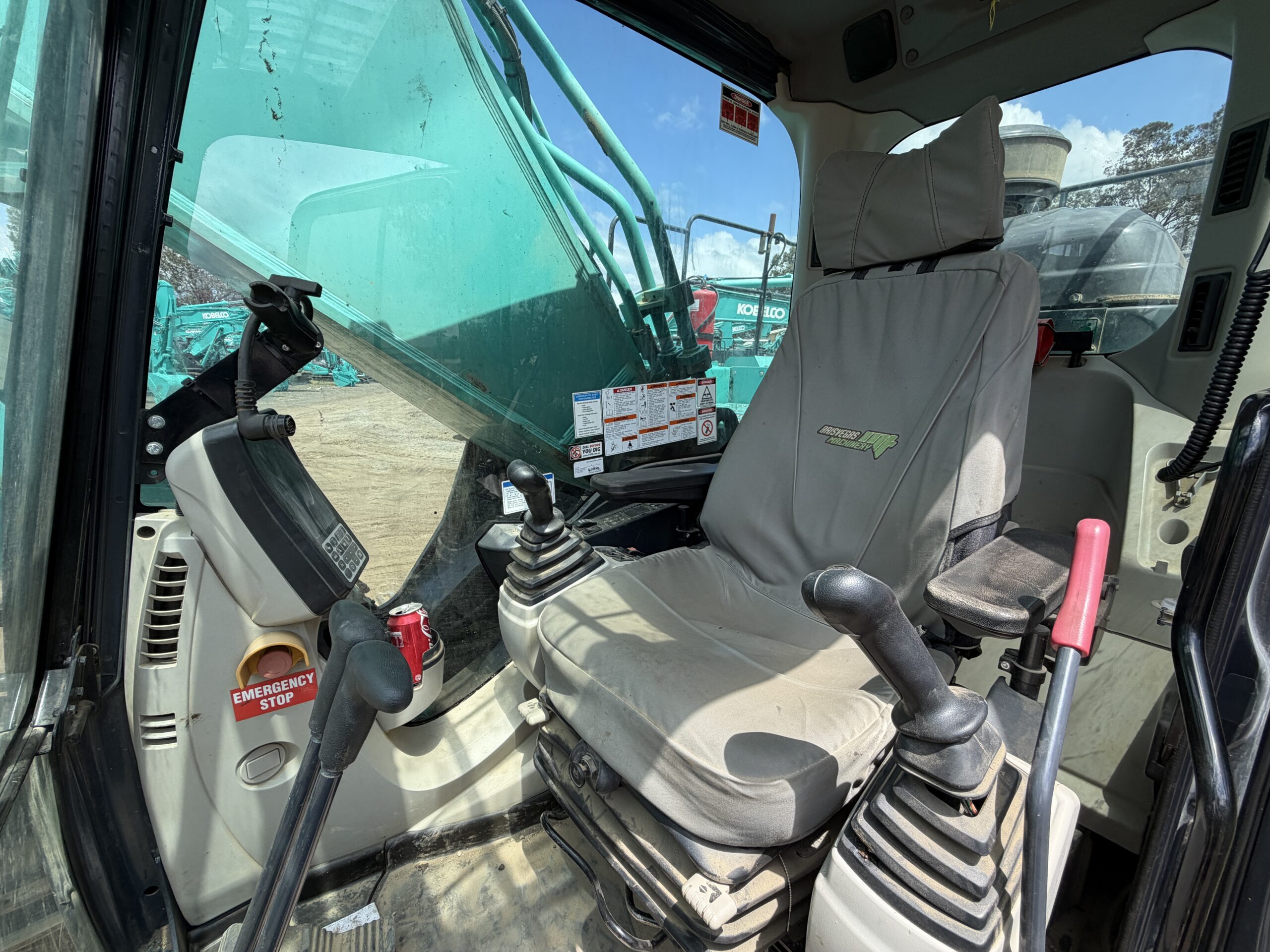 KOBELCO SK380XDLC-10 EXCAVATOR image 9